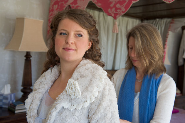 bride getting ready by Cornwall photographers Shah Photography 