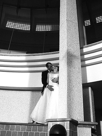 wedding photograph by wedding photographers in Cornwall Shah Photography taken at the Tate Gallery St Ives Cornwall