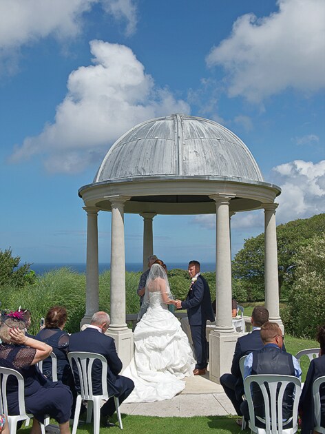 outdoor wedding ceremony photographer st ives cornwall