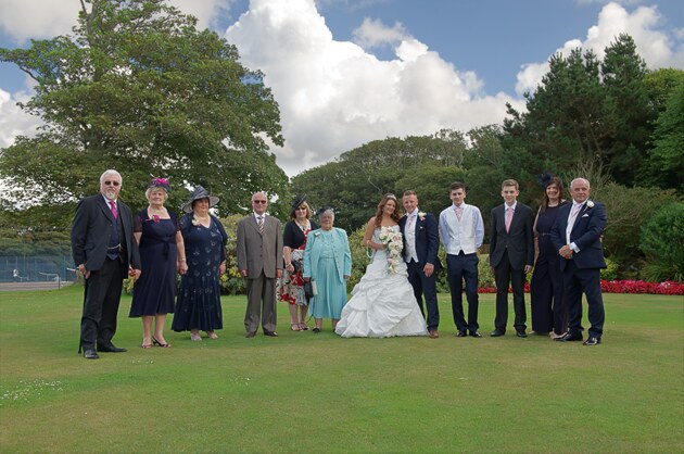 wedding group backdrop Tregenna Castle photographer st ives cornwall